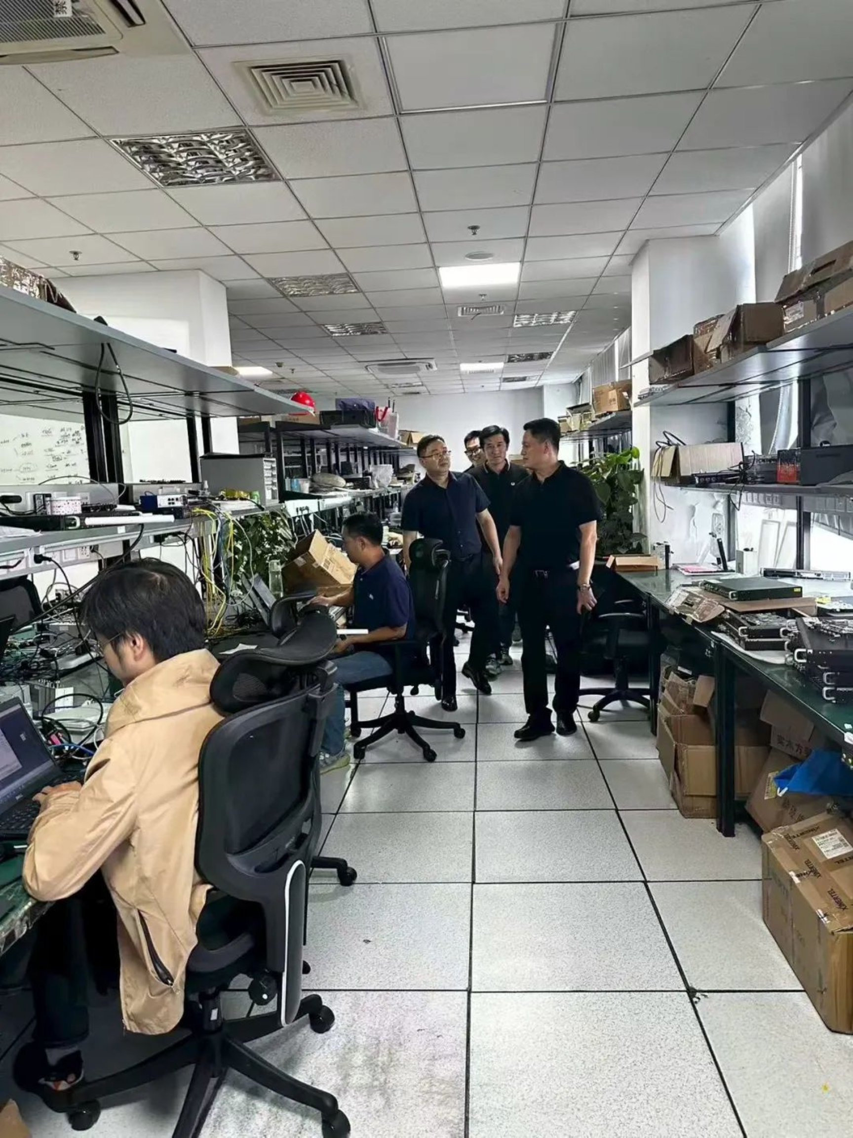 深化合作促發(fā)展 校領(lǐng)導(dǎo)赴上?？疾旄咝Ｅc企業(yè)網(wǎng)絡(luò)信息技術(shù)研發(fā)新動(dòng)態(tài)